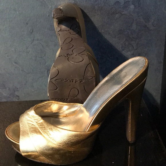 Jessica Simpson - Picture 3 of 3